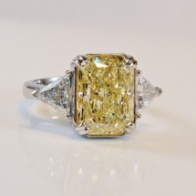 7-15ct-fancy-yellow-diamond-in-platinum